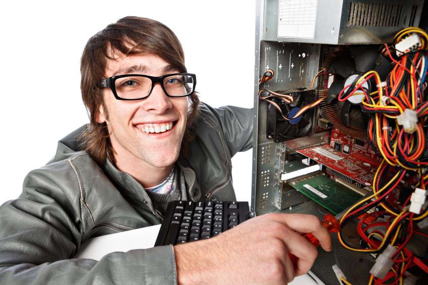 Мастер по ремонту компьютеров в Зеленограде