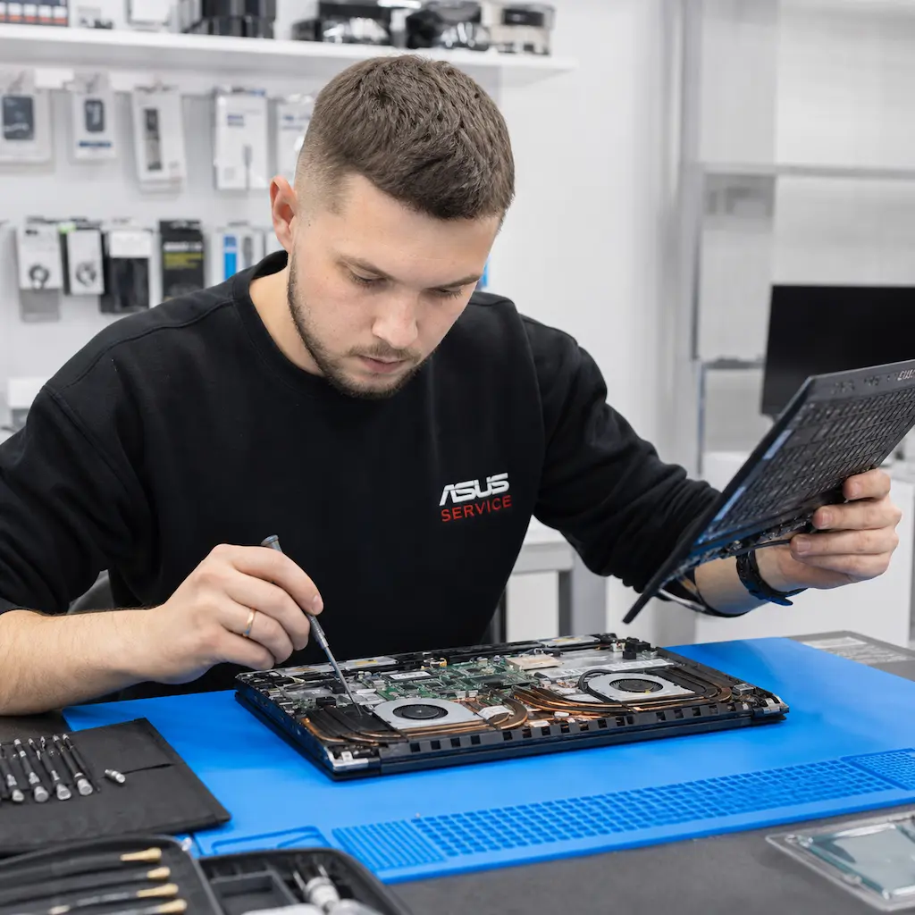 заменить клавиатуру на ноутбуке Asus в Зеленограде