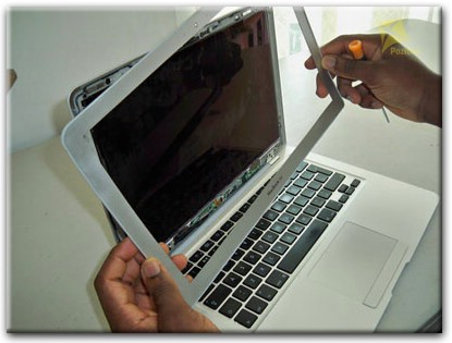 Замена экрана Apple MacBook в Зеленограде
